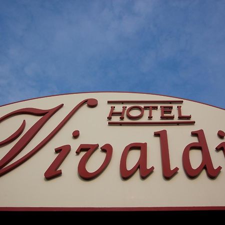 Vivaldi Hotel Westerlo Luaran gambar