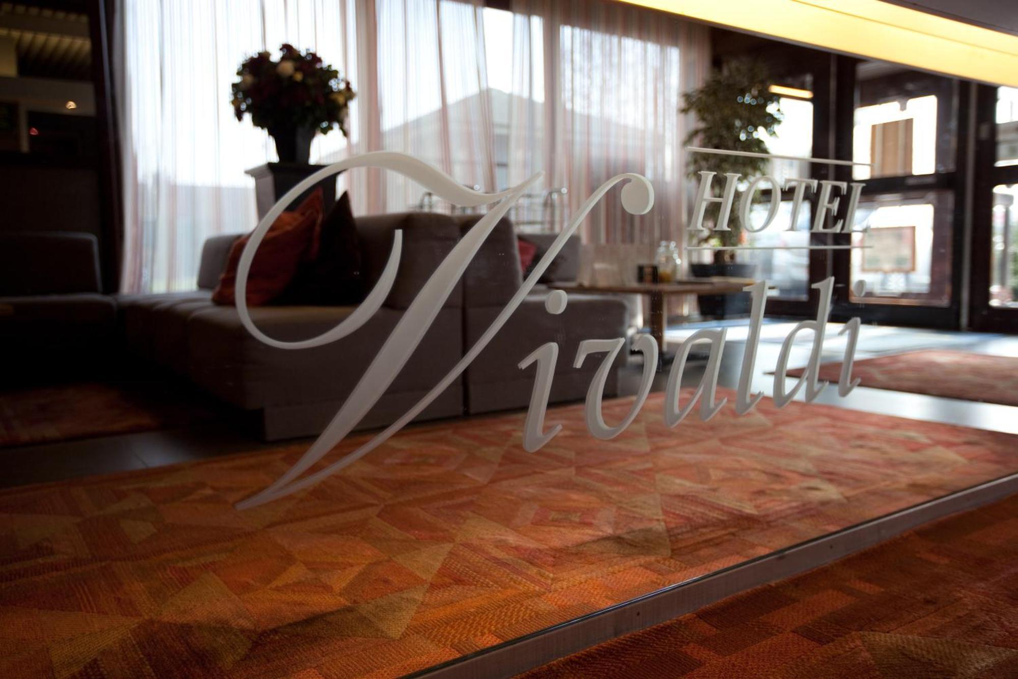 Vivaldi Hotel Westerlo Luaran gambar